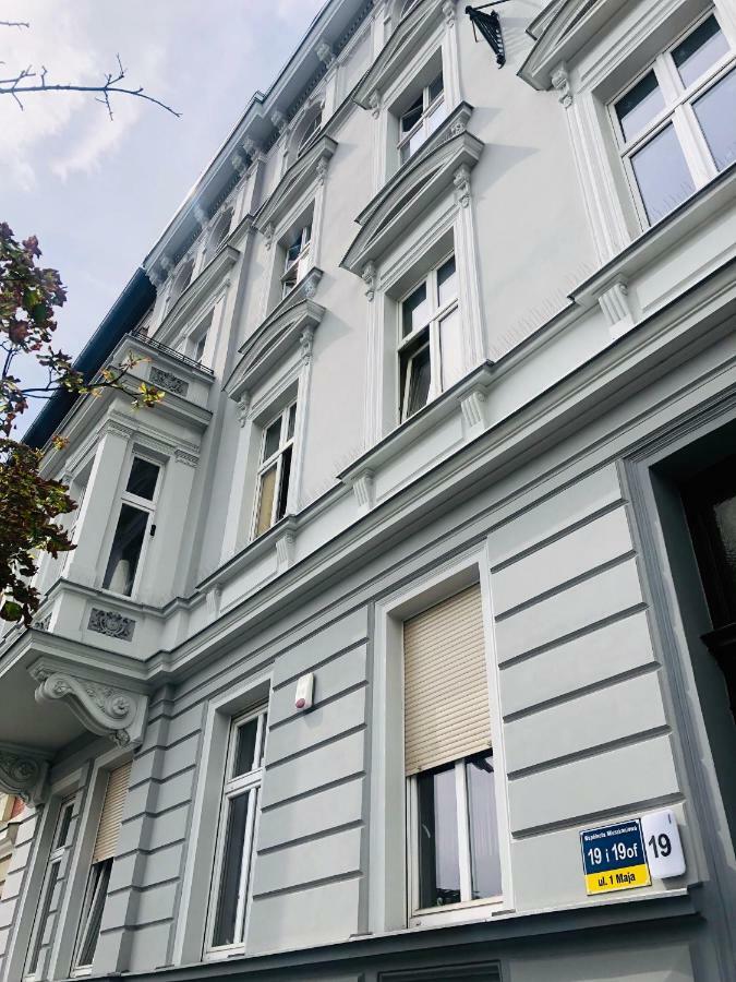Apartament Flaming Z Balkonem - Scisle Centrum Naprzeciwko Pkp I Pks - Self Check In - Darmowy Parking - Pozne Wymeldowanie - Wystawiamy Fv Opole Exterior photo